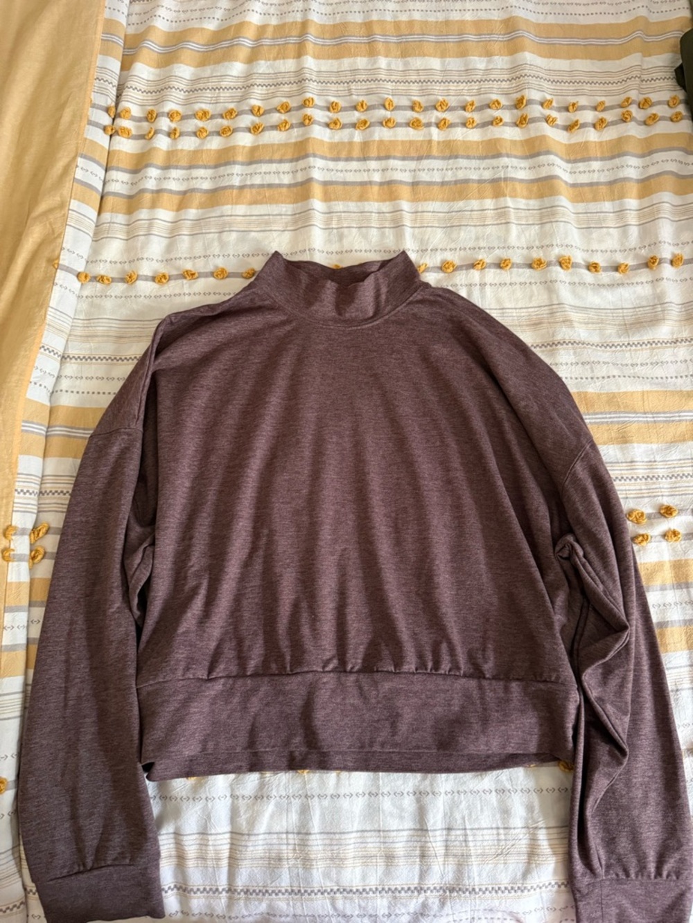 Women's Mock Neck Long-Sleeve Top in Mauve stretchy active ware